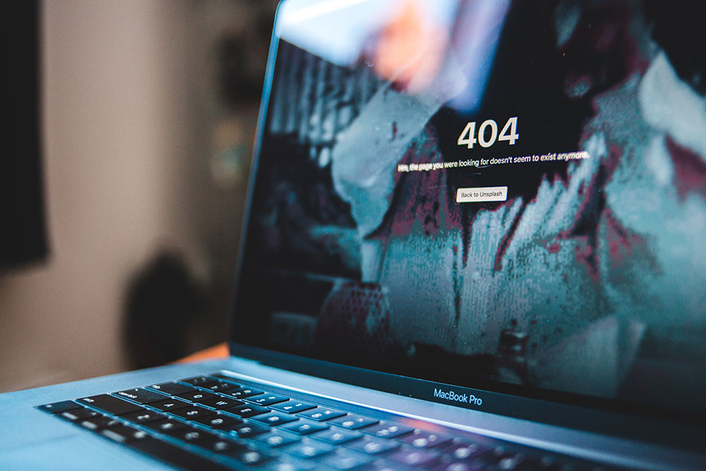 Keyboard and monitor 404 page